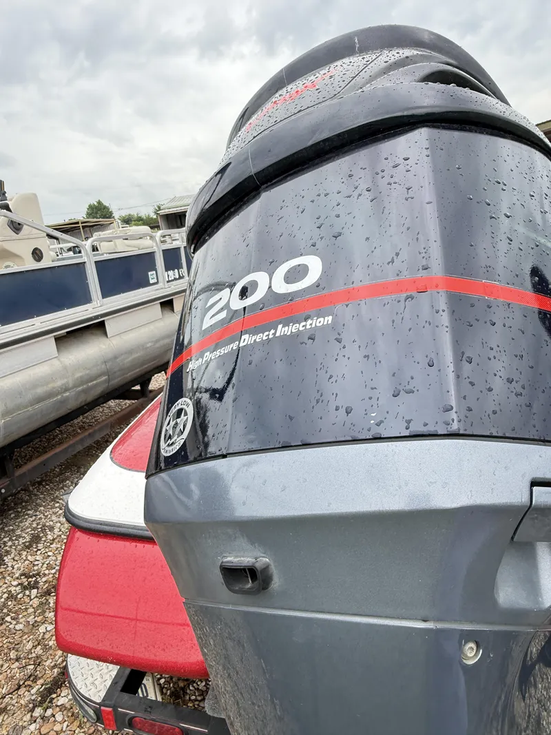 Slide: The Image of Skeeter ZX 200 D/C 2009 - 7