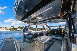 Slide: The Image of Galeon 375 GTO 2024 - 6