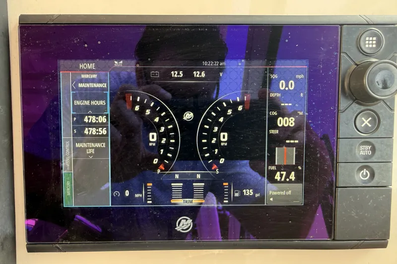 Slide: The Image of Boston Whaler 320 VANTAGE 2018 - 67
