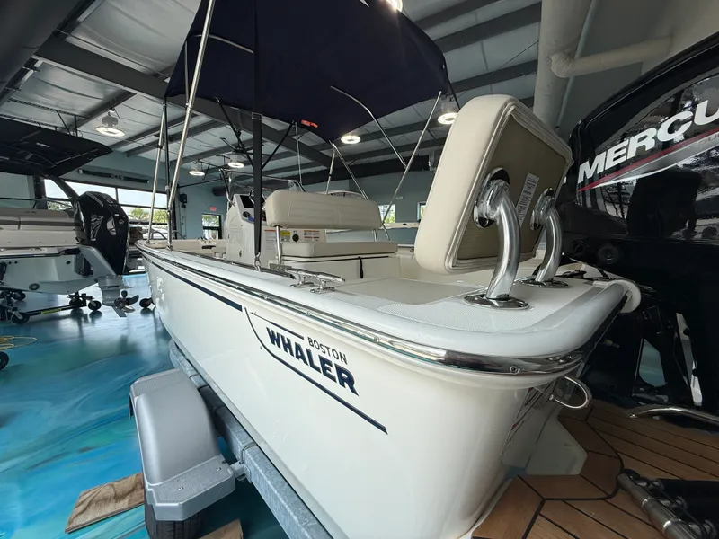 Slide: The Image of Boston Whaler 170 Montauk 2027 - 6