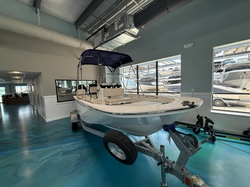Slide: The Image of Boston Whaler 170 Montauk 2027 - 1