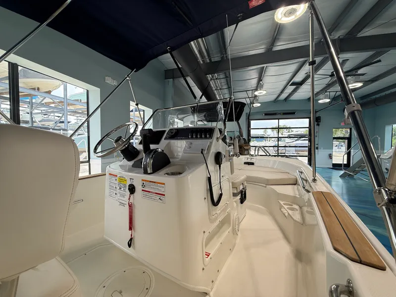 Slide: The Image of Boston Whaler 170 Montauk 2027 - 10