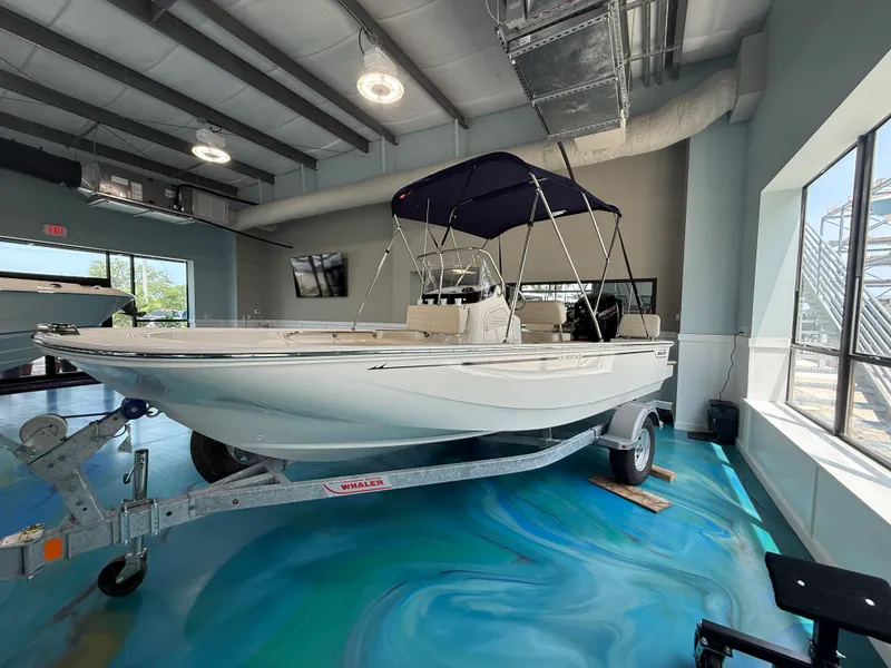 Slide: The Image of Boston Whaler 170 Montauk 2027 - 3