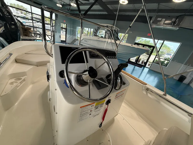 Slide: The Image of Boston Whaler 170 Montauk 2027 - 12