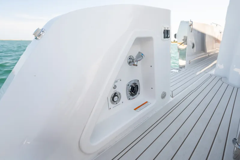 Slide: The Image of Cruisers 38 VTR EC 2027 - 14