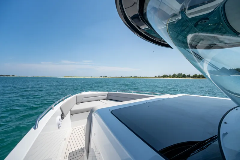 Slide: The Image of Cruisers 38 VTR EC 2027 - 25