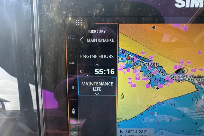 Slide: The Image of Sea Ray SLX 260 Outboard 2024 - 34