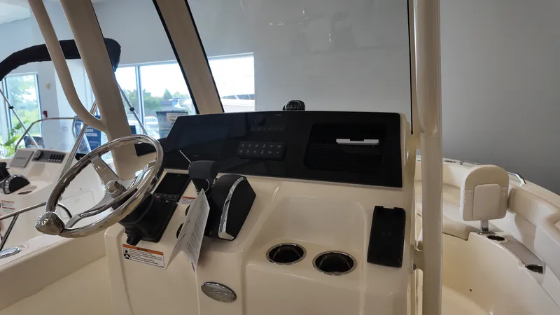 Slide: The Image of Scout 220 XSF 2027 - 12