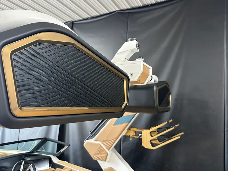 Slide: The Image of Mastercraft XSTAR23 2026 - 96