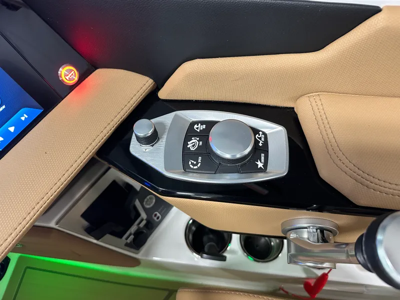 Slide: The Image of Mastercraft XSTAR23 2026 - 72
