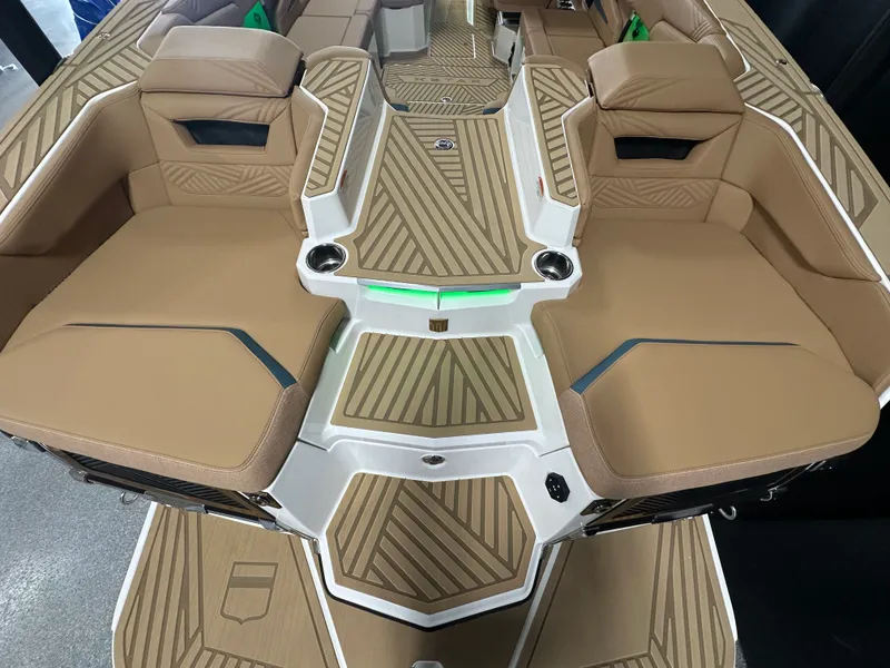Slide: The Image of Mastercraft XSTAR23 2026 - 20