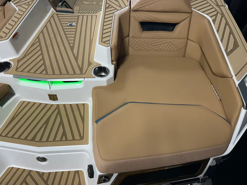 Slide: The Image of Mastercraft XSTAR23 2026 - 27