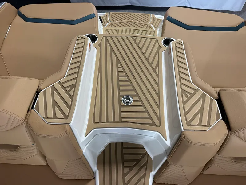 Slide: The Image of Mastercraft XSTAR23 2026 - 30