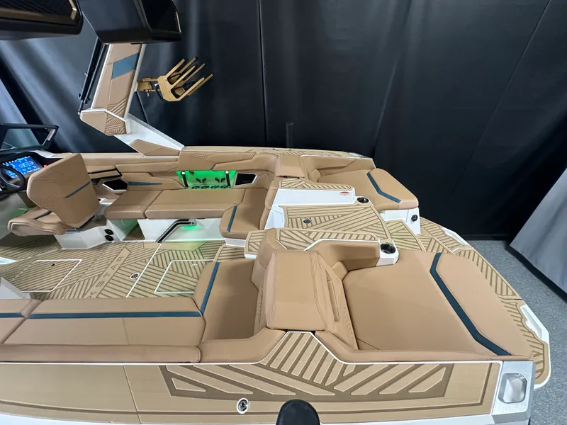 Slide: The Image of Mastercraft XSTAR23 2026 - 9