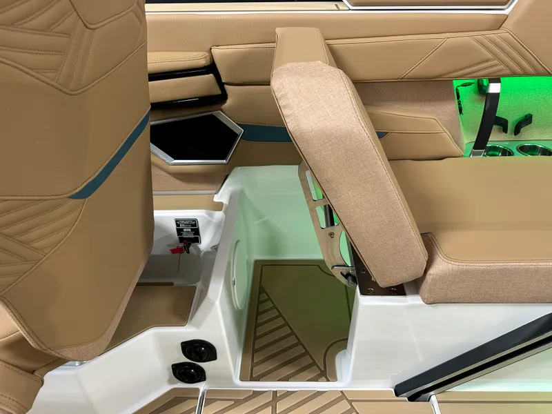Slide: The Image of Mastercraft XSTAR23 2026 - 41