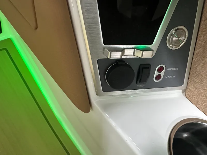 Slide: The Image of Mastercraft XSTAR23 2026 - 77