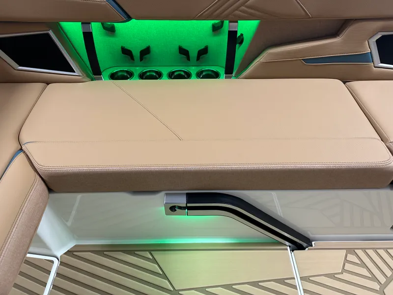 Slide: The Image of Mastercraft XSTAR23 2026 - 49