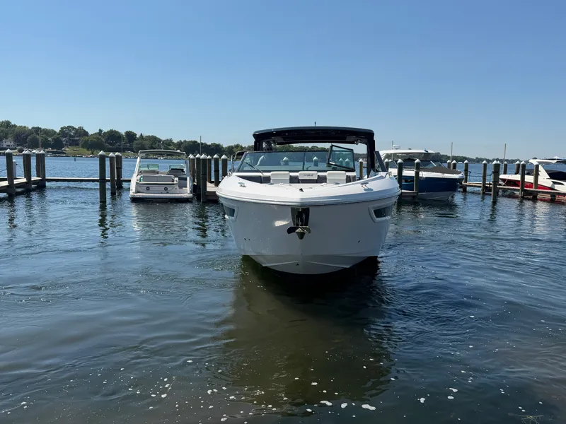 Slide: The Image of Cruisers 38 GLS 2024 - 8