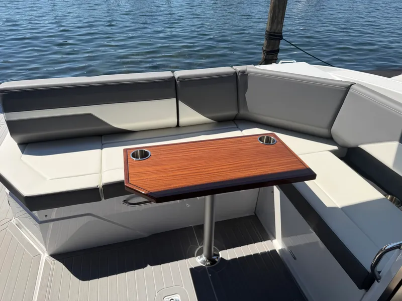 Slide: The Image of Cruisers 38 GLS 2024 - 16