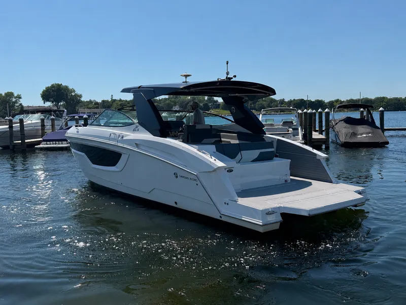 Slide: The Image of Cruisers 38 GLS 2024 - 2