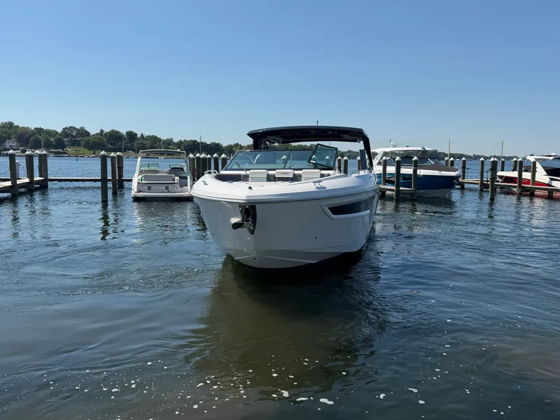 Slide: The Image of Cruisers 38 GLS 2024 - 7