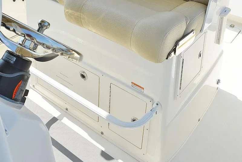 Slide: The Image of NauticStar 28 XS Offshore 2023 - 21