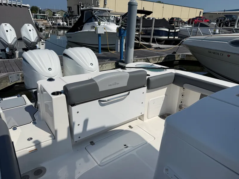 Slide: The Image of NauticStar 28 XS Offshore 2023 - 33