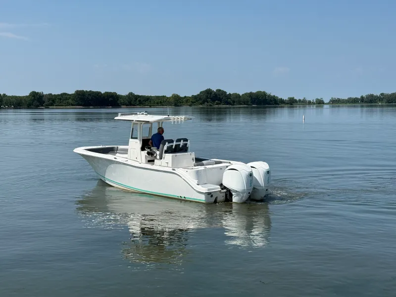 Slide: The Image of NauticStar 28 XS Offshore 2023 - 2