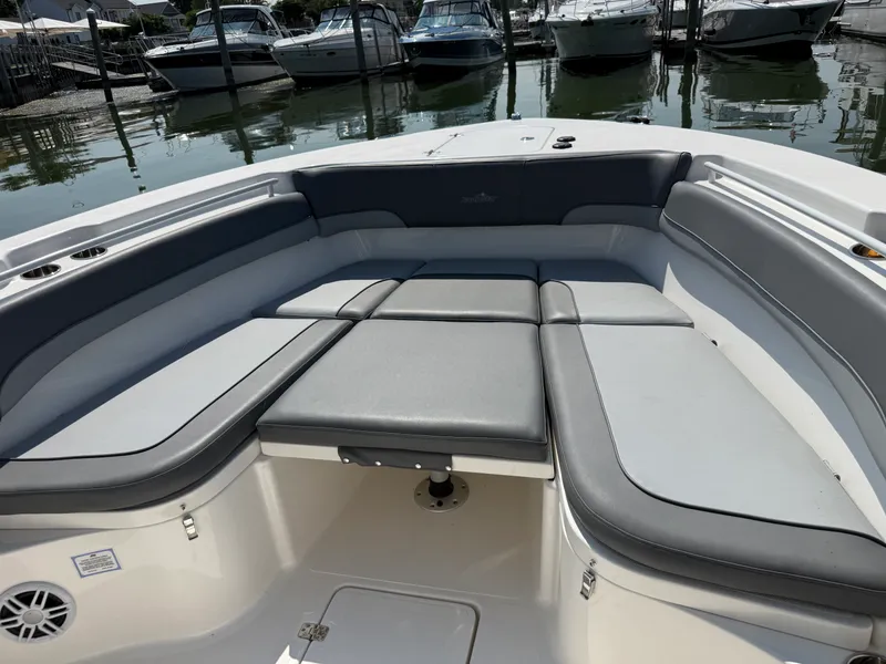 Slide: The Image of NauticStar 28 XS Offshore 2023 - 22