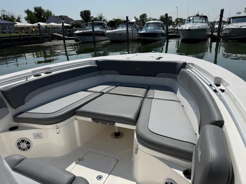 Slide: The Image of NauticStar 28 XS Offshore 2023 - 24