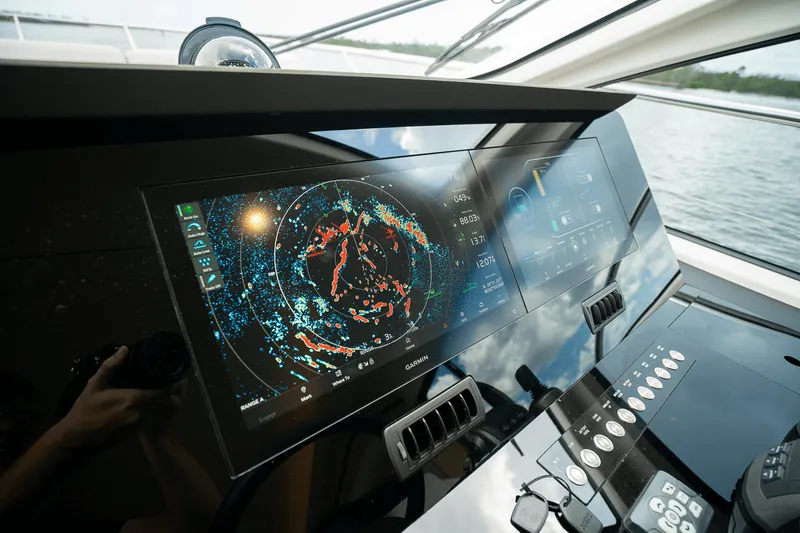 Slide: The Image of Azimut Fly 62 2026 - 37