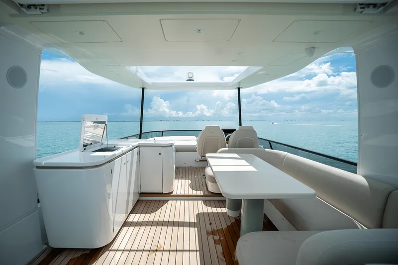 Slide: The Image of Azimut Fly 62 2026 - 46