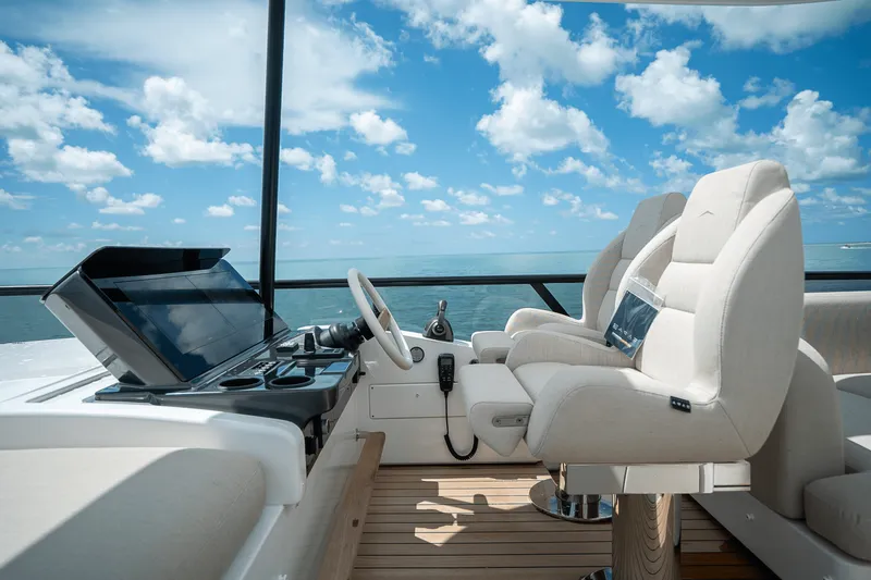 Slide: The Image of Azimut Fly 62 2026 - 52