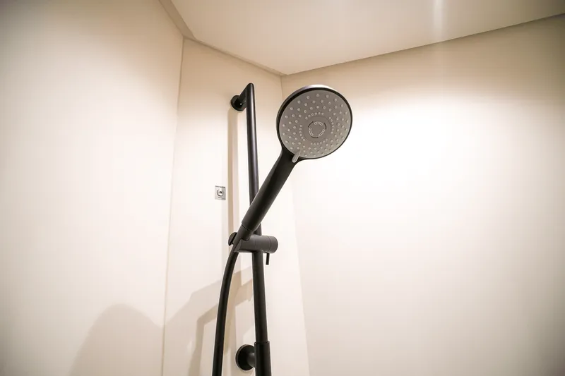 Slide: The Image of Azimut Fly 62 2026 - 74