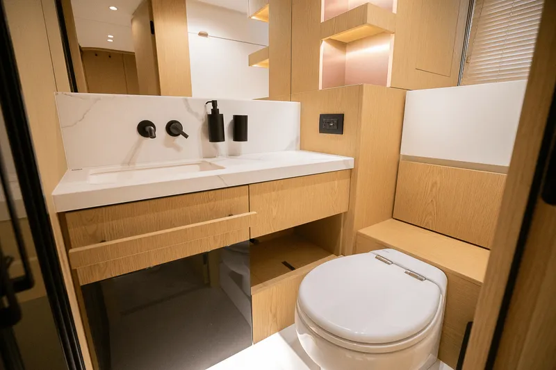 Slide: The Image of Azimut Fly 62 2026 - 84