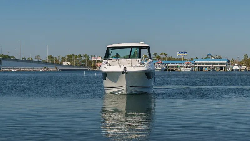 Slide: The Image of Sea Ray Sundancer 320 Outboard 2026 - 2