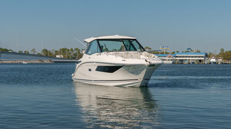 Slide: The Image of Sea Ray Sundancer 320 Outboard 2026 - 3