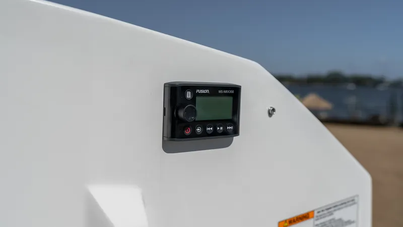 Slide: The Image of Sea Ray Sundancer 320 Outboard 2026 - 55