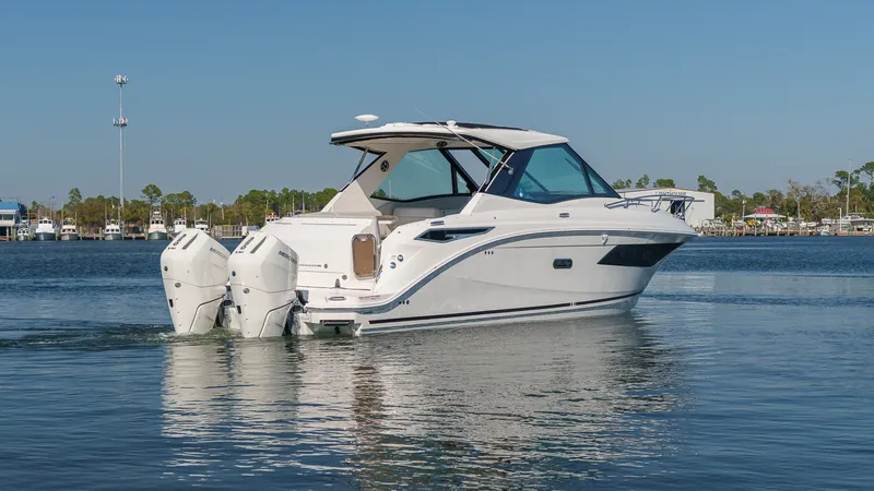 Slide: The Image of Sea Ray Sundancer 320 Outboard 2026 - 6