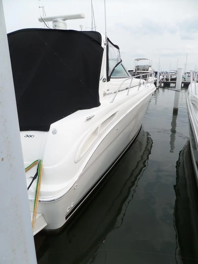 Slide: The Image of Sea Ray 380 Sundancer 2003 - 63