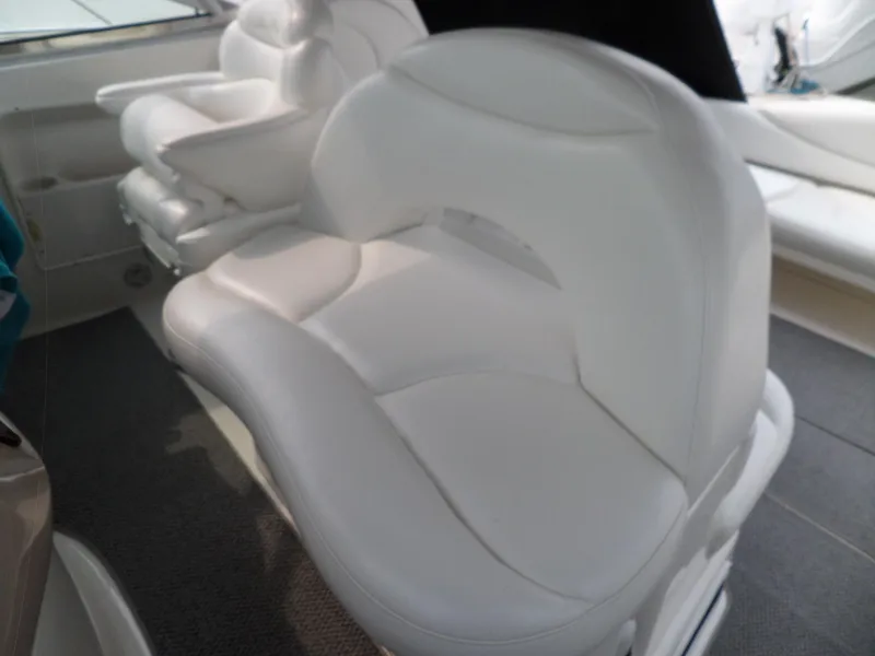 Slide: The Image of Sea Ray 380 Sundancer 2003 - 71
