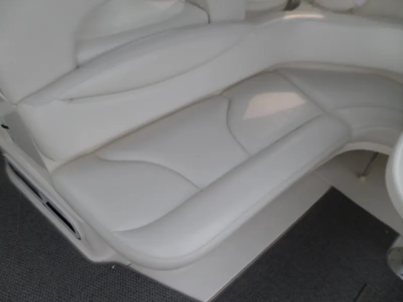 Slide: The Image of Sea Ray 380 Sundancer 2003 - 65