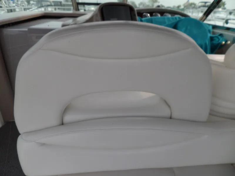 Slide: The Image of Sea Ray 380 Sundancer 2003 - 66