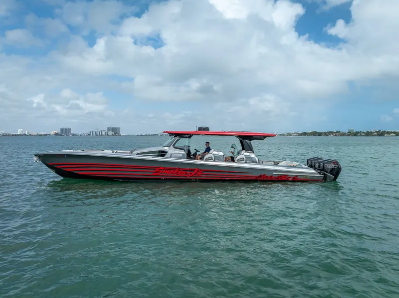 Slide: The Image of Nortech 500 Sport Center Console 2022 - 1