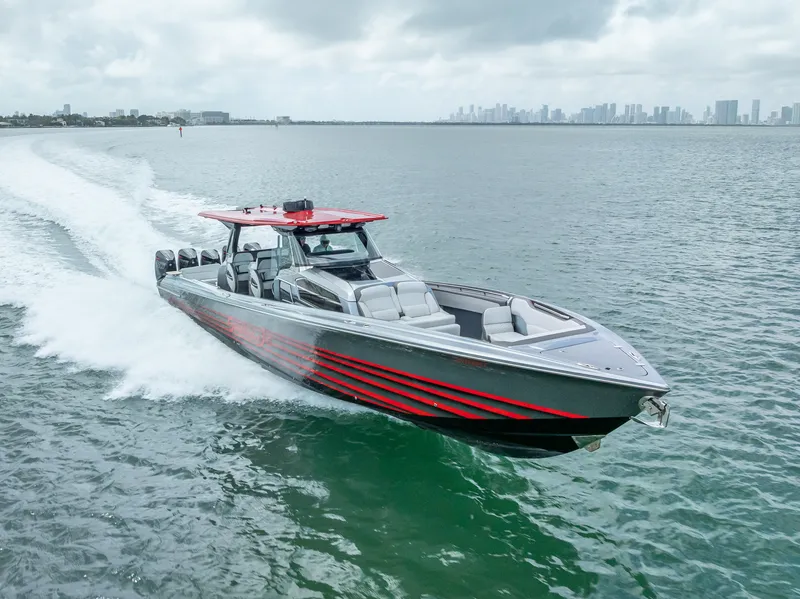 Slide: The Image of Nortech 500 Sport Center Console 2022 - 13