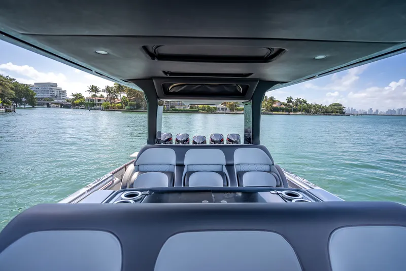 Slide: The Image of Nortech 500 Sport Center Console 2022 - 50