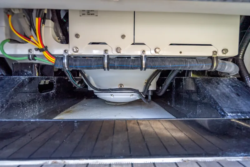 Slide: The Image of Nortech 500 Sport Center Console 2022 - 47