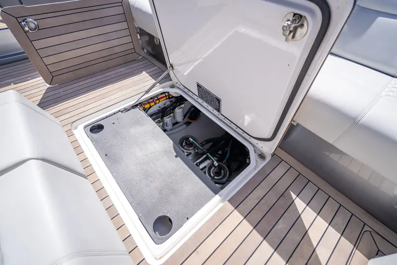 Slide: The Image of Nortech 500 Sport Center Console 2022 - 37