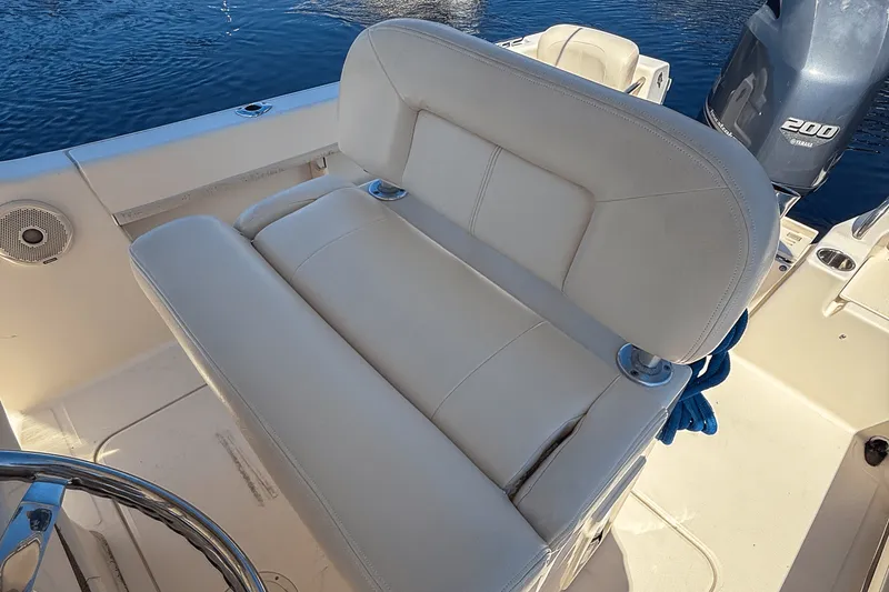 Slide: The Image of Grady-White 209 FISHERMAN 2016 - 11