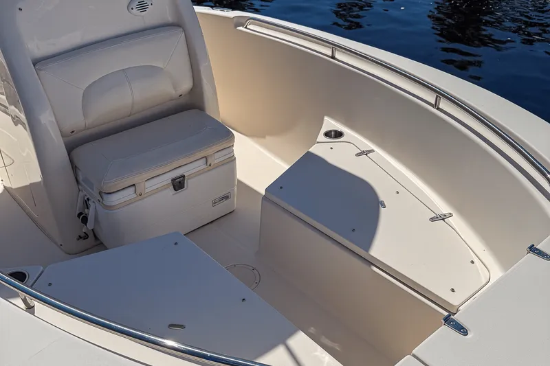 Slide: The Image of Grady-White 209 FISHERMAN 2016 - 17